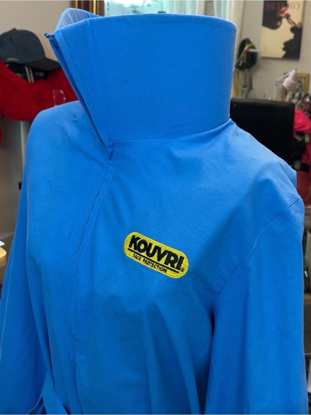 Protective Labcoat. - Picture 10 of 11
